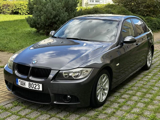 BMW Řada 3 E90 320i M paket Bilstein 6st. Manuál Klima ALU R17