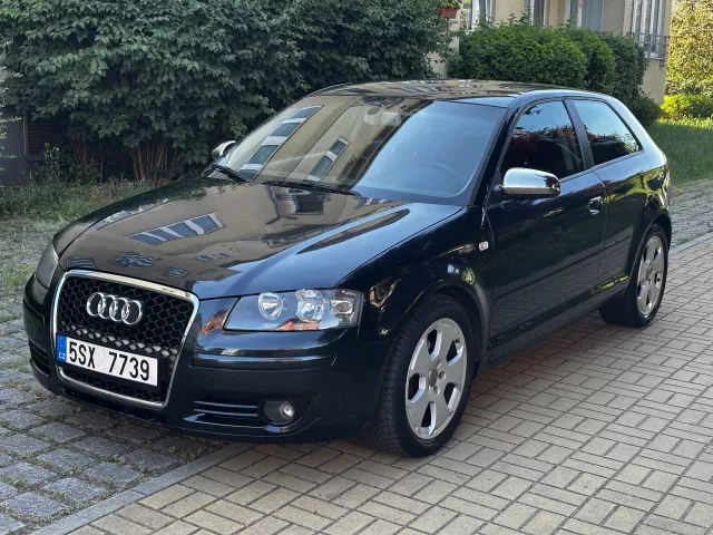 Audi A3 2.0 FSI 110kW DSG Automat INDIVIDUAL Kůže ALU R17