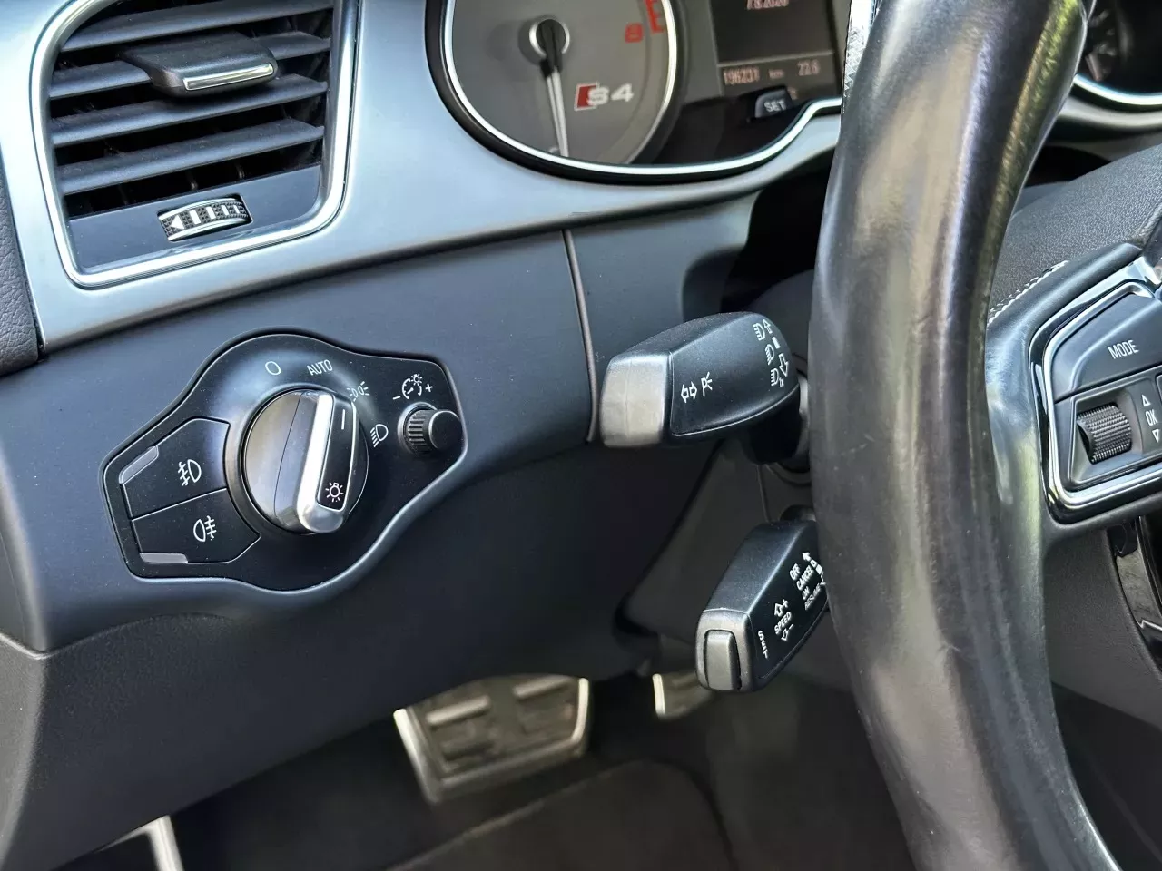 Audi S4 B8,5 3.0 V6 TFSI 245 kW Quattro Stage 2 Panorama Xenony Navi Bang&Olufsen - foto 19