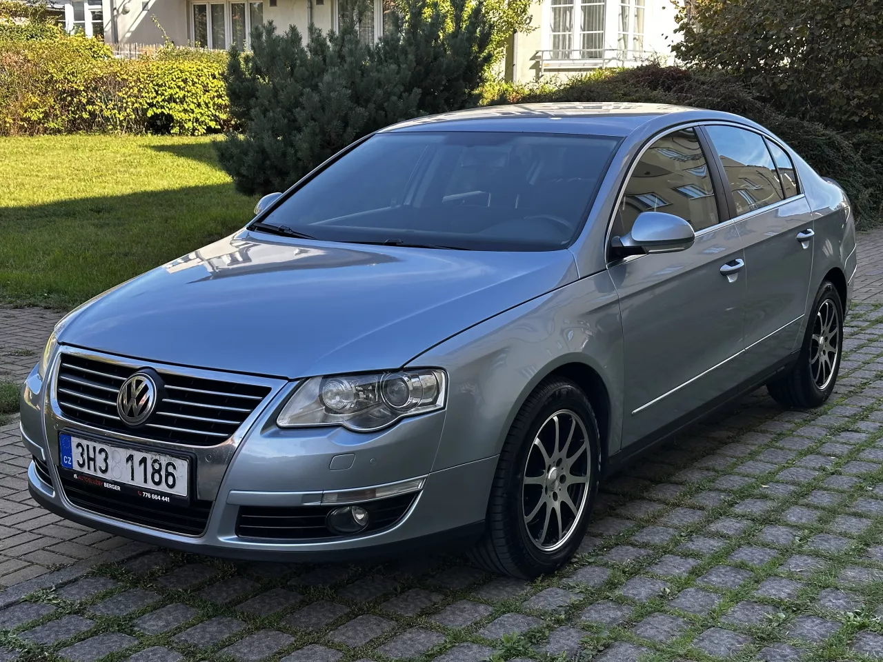 Volkswagen Passat 2.0 TDI 103kW Navi 6st. Manuál ALU kola Tažné - foto 1