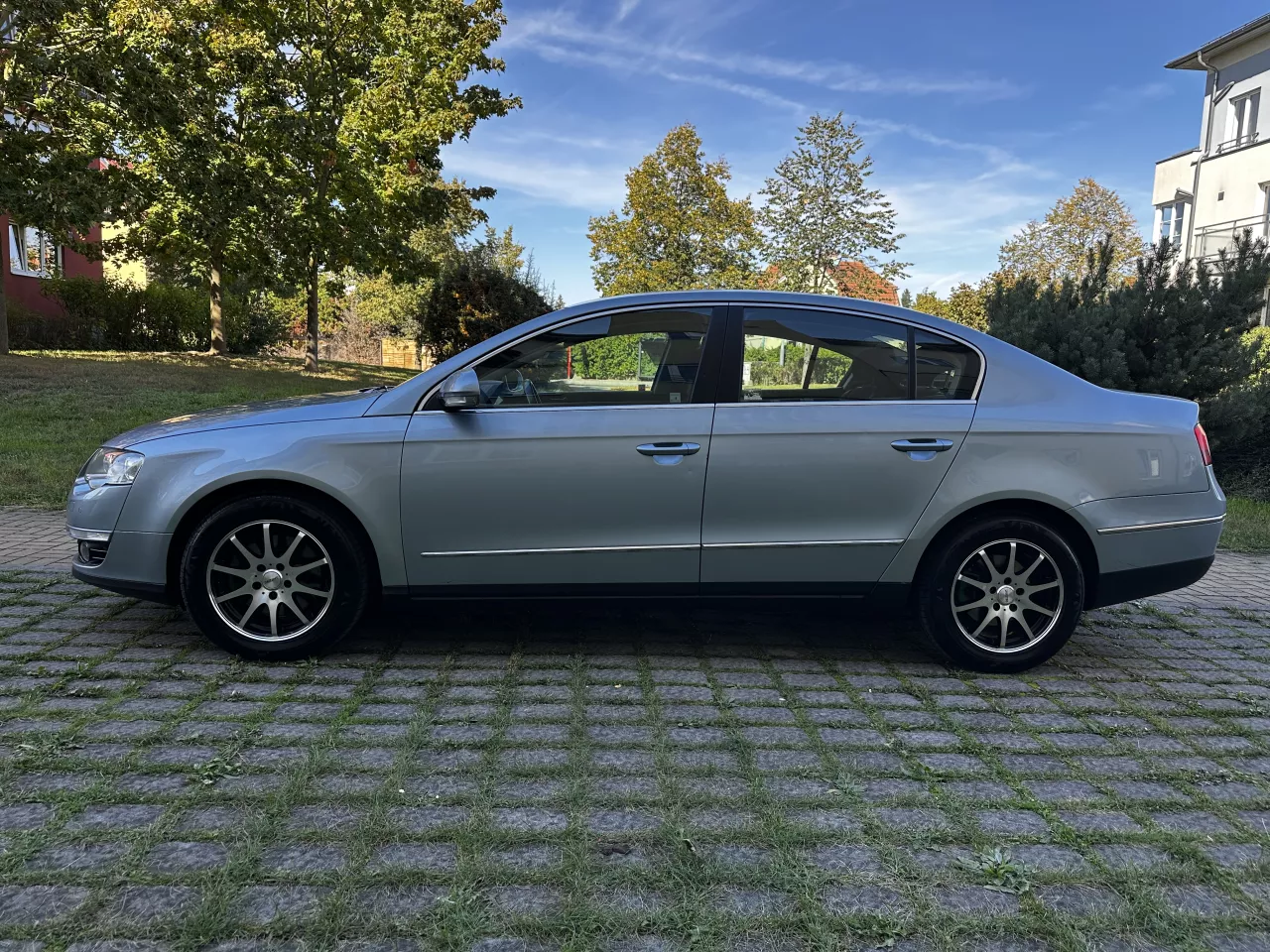 Volkswagen Passat 2.0 TDI 103kW Navi 6st. Manuál ALU kola Tažné - foto 8