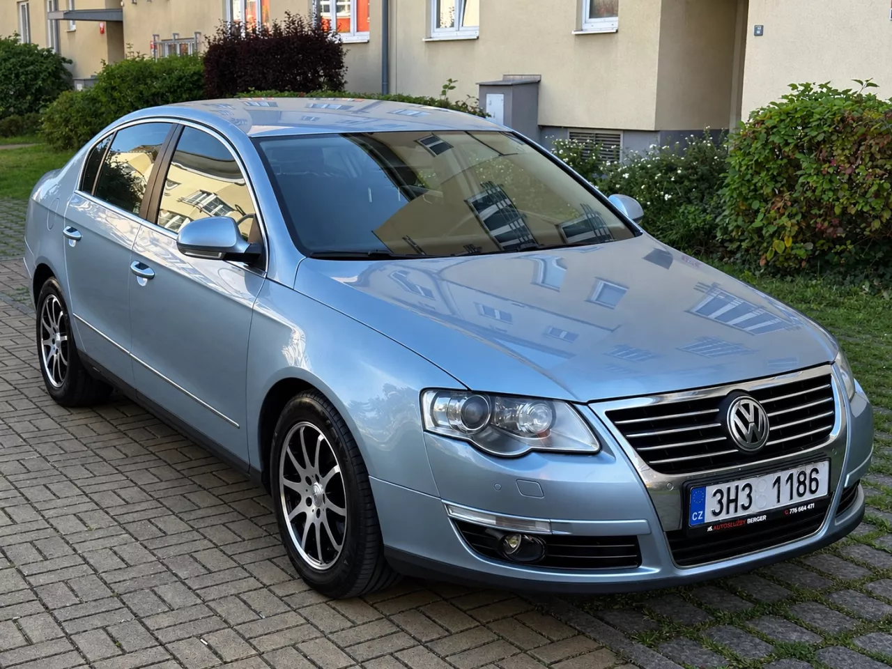 Volkswagen Passat 2.0 TDI 103kW Navi 6st. Manuál ALU kola Tažné - foto 3